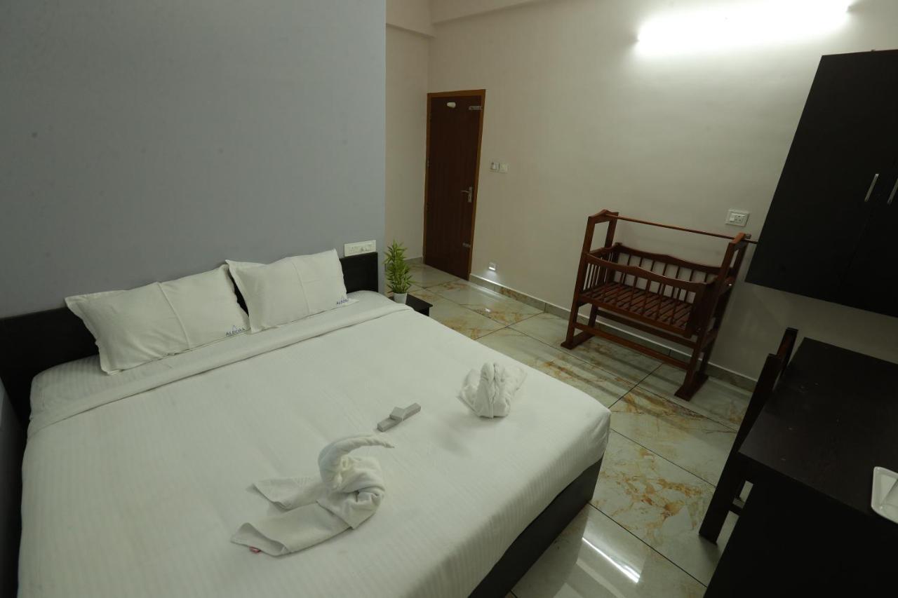 Aldora Airport Residency Nedumbassery Exterior foto