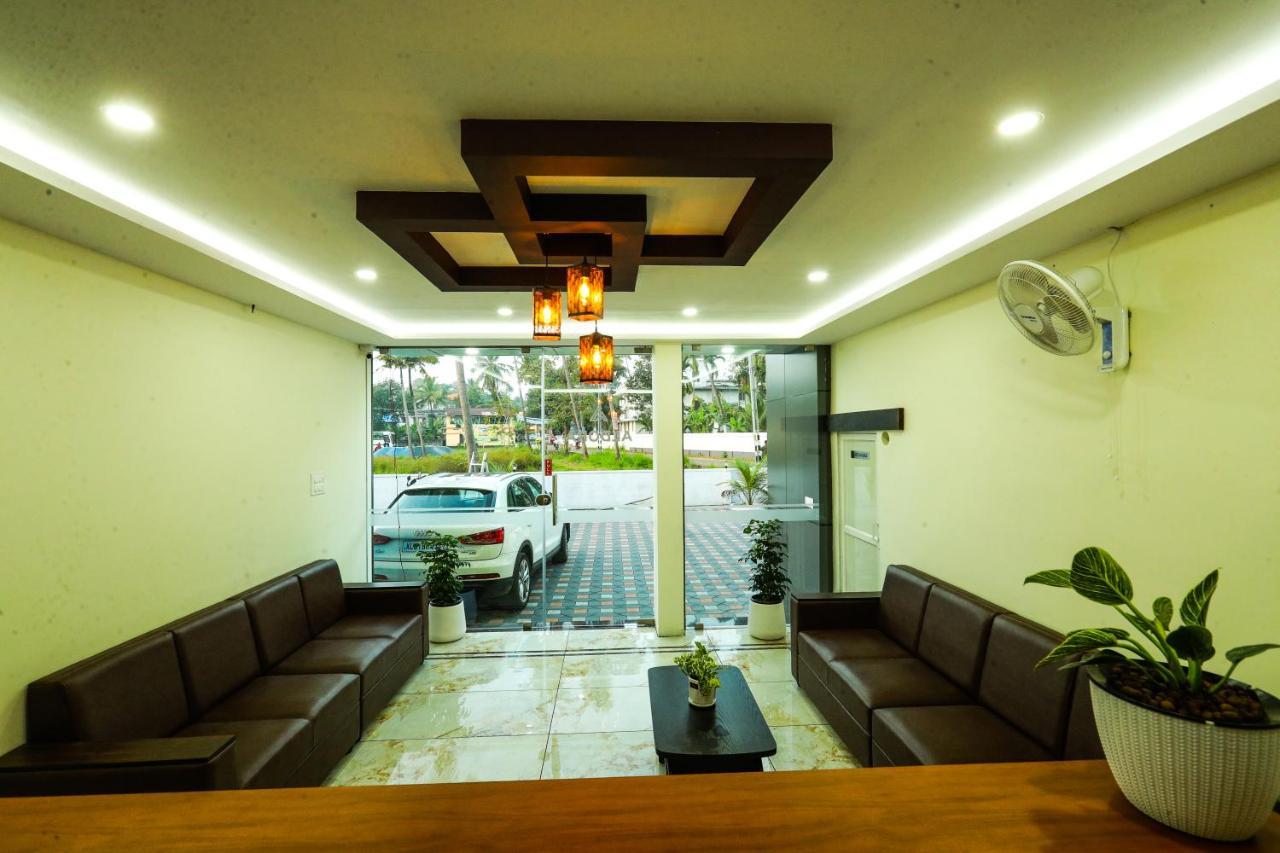 Aldora Airport Residency Nedumbassery Exterior foto
