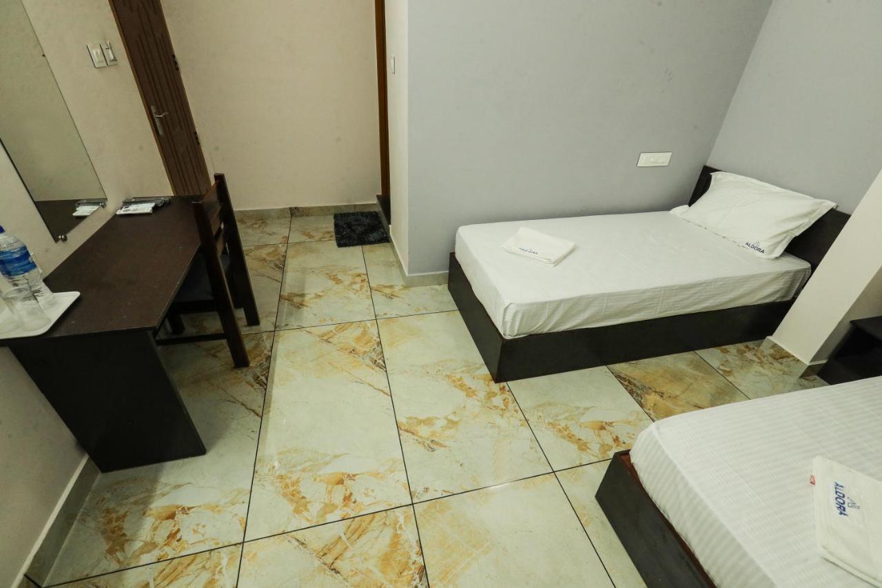 Aldora Airport Residency Nedumbassery Exterior foto